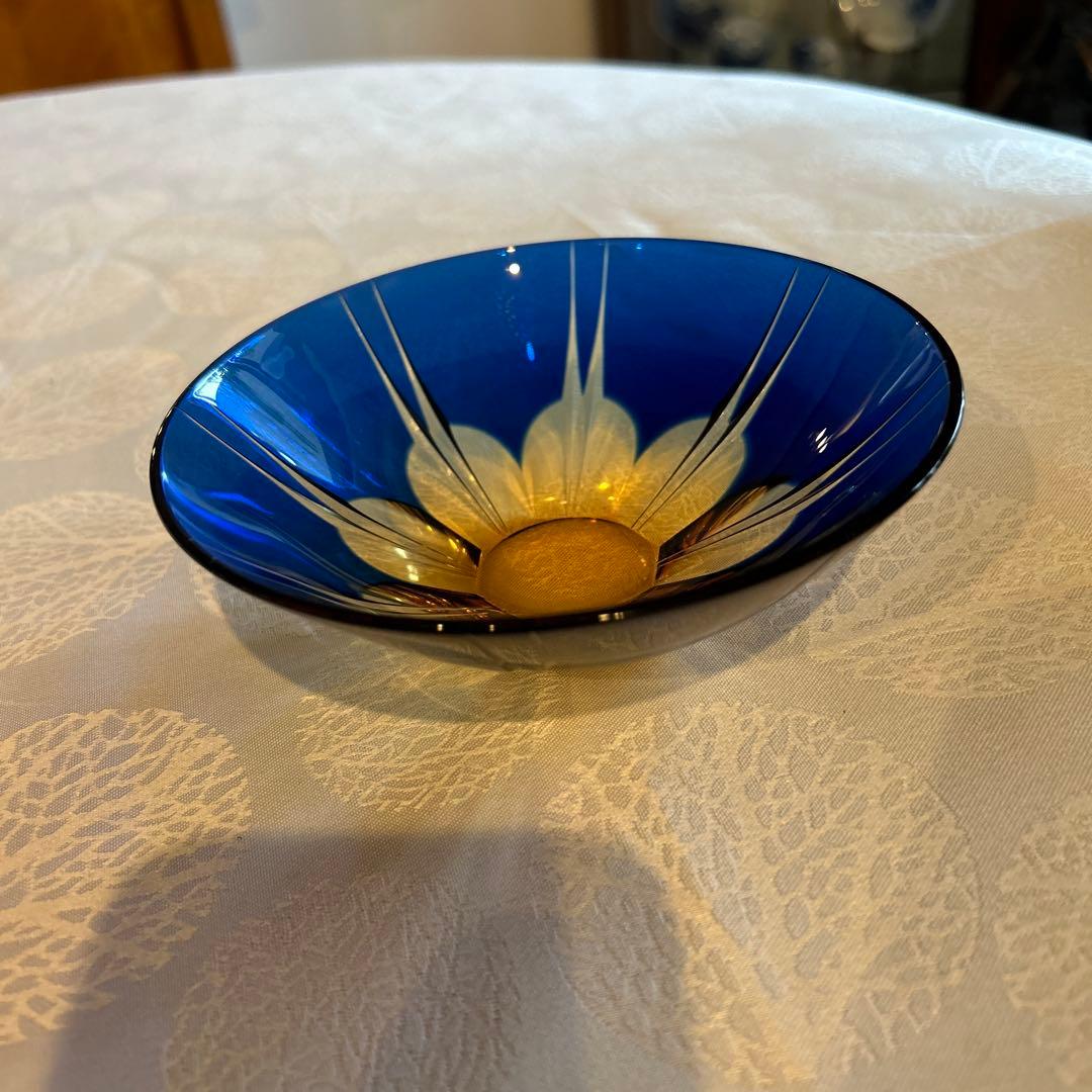 ガラス抹茶茶碗