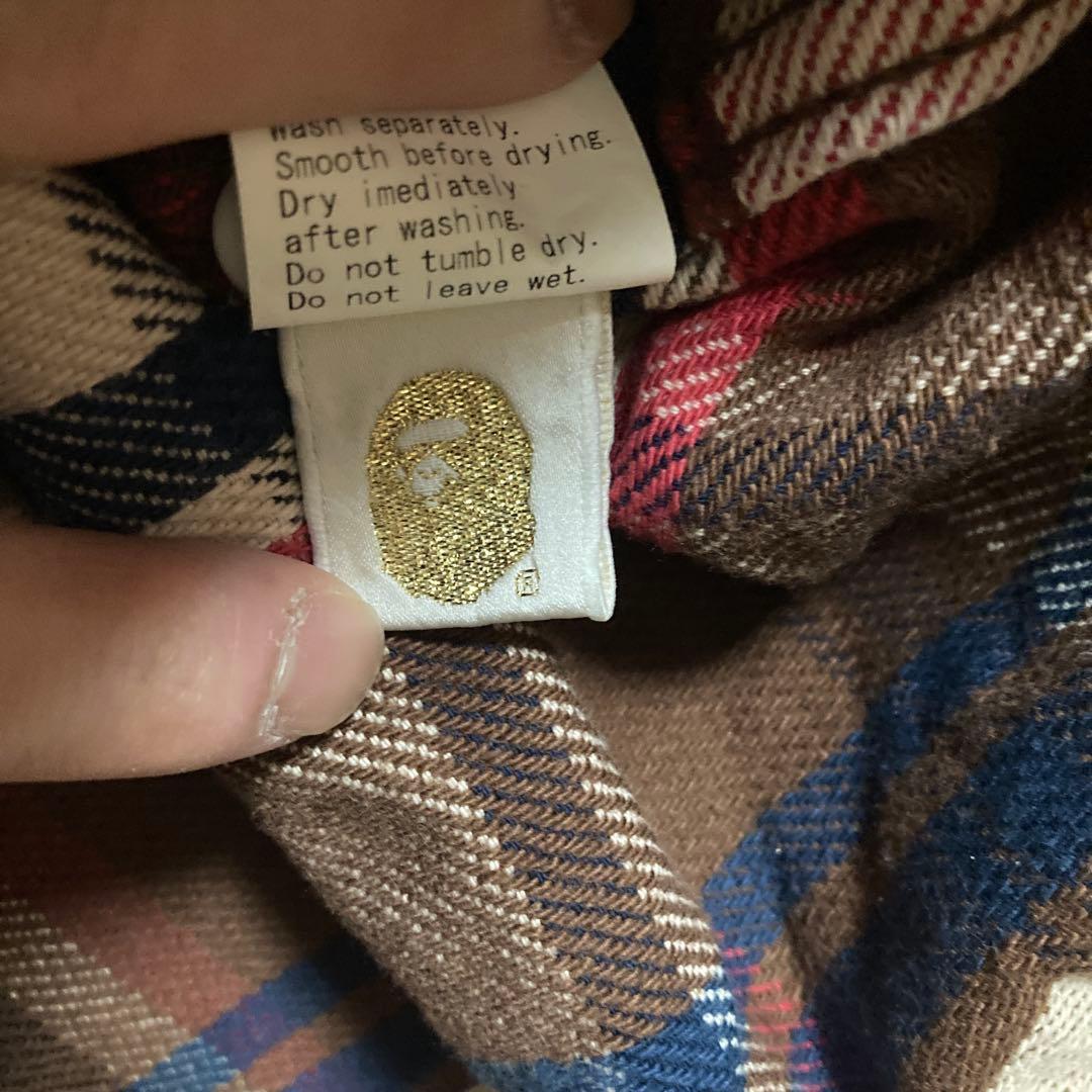 アベイシングエイプラブジェネネルシャツ