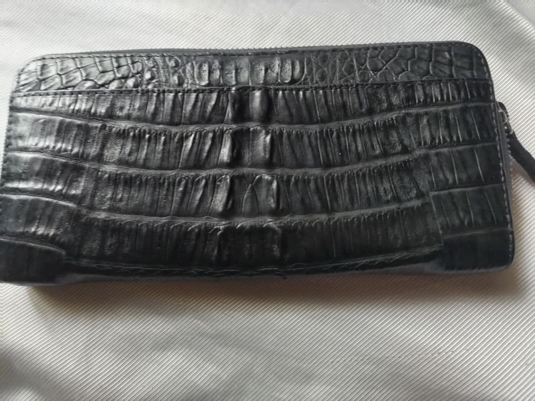 本物クロコダイルレザー 長財布 ブラックファスナー希少な「尾部（テール）を贅沢に