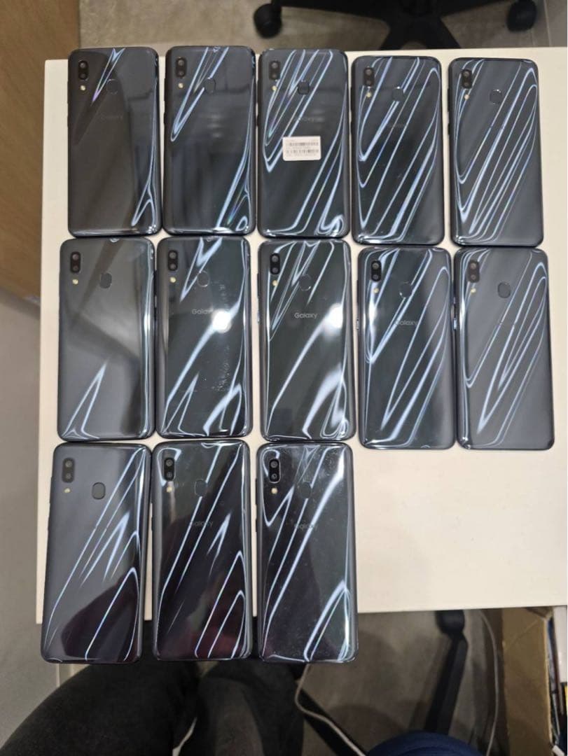 【Cầu Nguyễn 】galaxy A30 au まとめ売り大歓迎