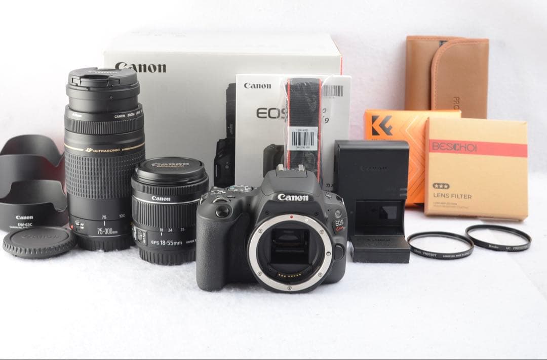 Canon EOS Kiss X9 ダブルレンズセット 《元箱付》