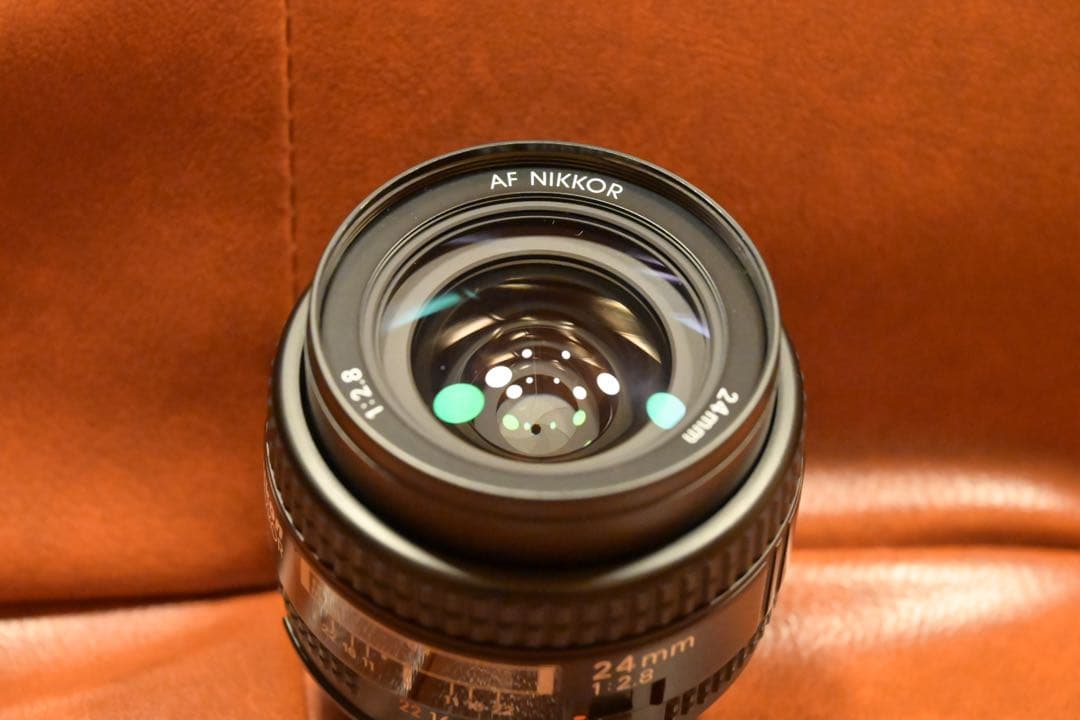 極美品 Nikon AF Nikkor 24mm F2.8