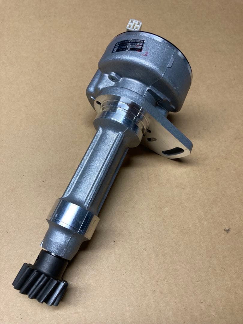 マツダFC3S RX7 クランクアングルセンサー　新品