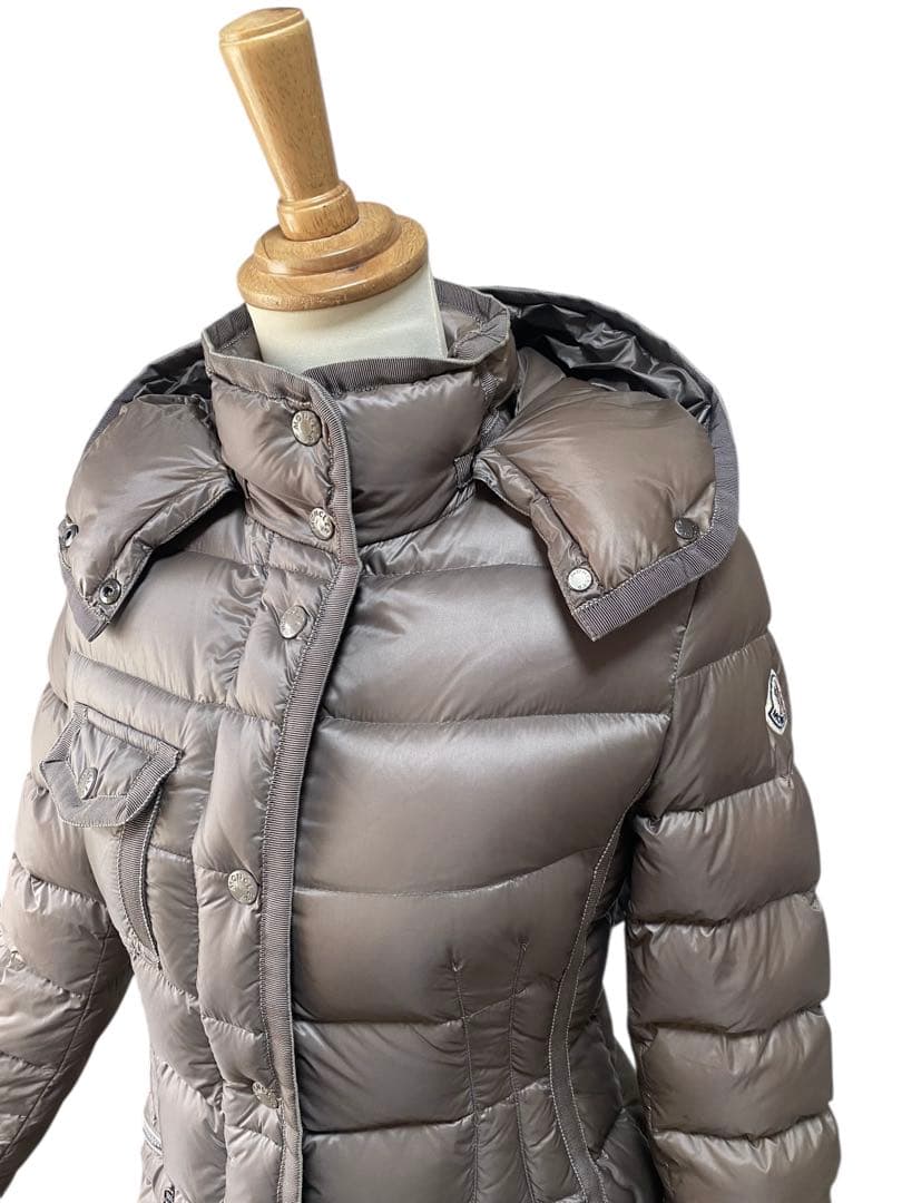 めんま＊MONCLER モンクレール＊高級エルミンヌ お洒落グレージュ