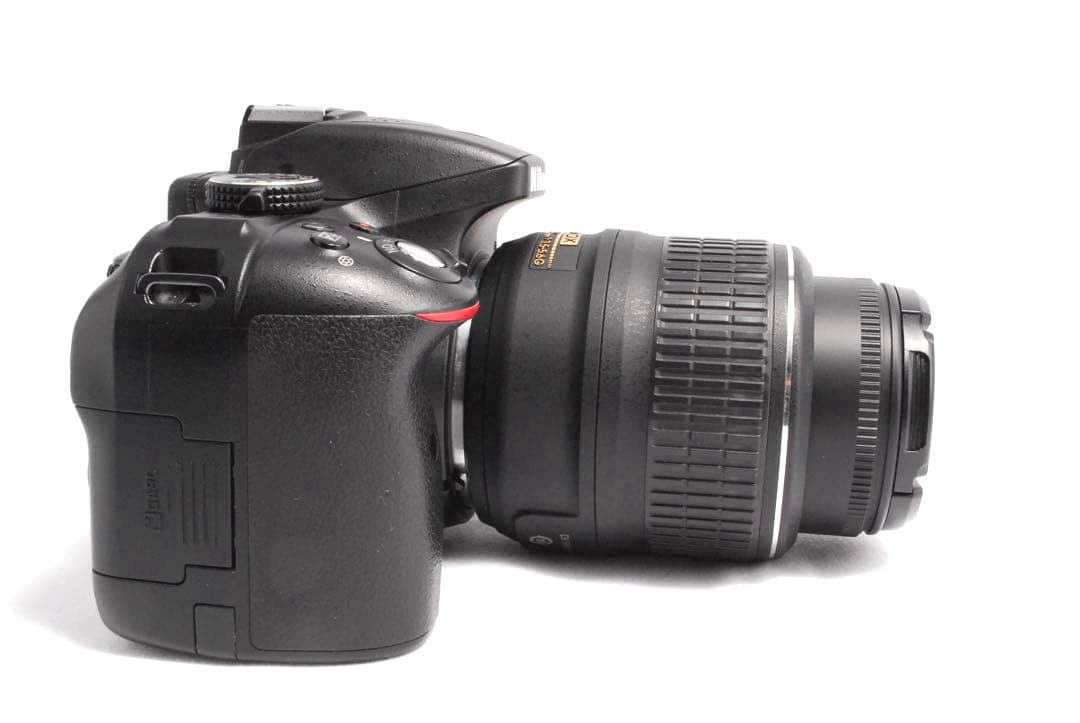 初心者向け✨美品✨手ぶれ補正機能付き✨Nikon D5300✨スマホ転送OK✨