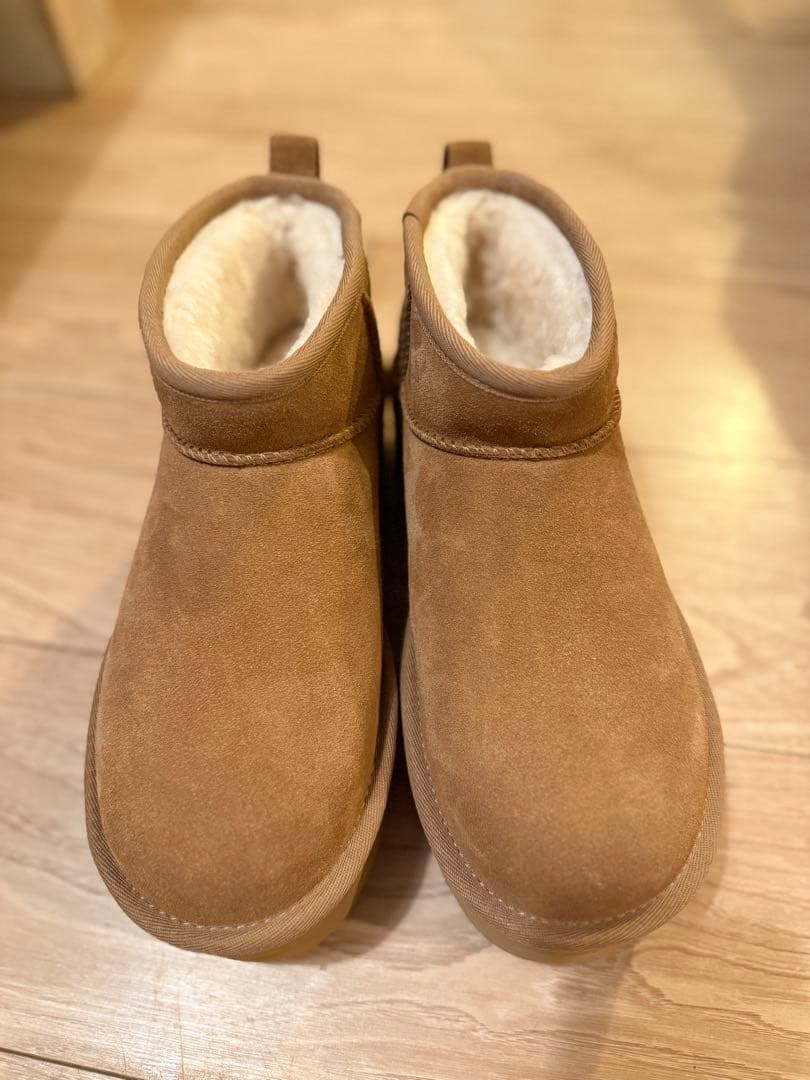 新品UGGレディース Classic UltraMini Platformブーツ