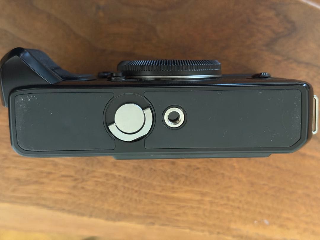 富士フィルム X-Pro1 ミラーレスデジタルカメラ グリップ縦吊り改造純正付