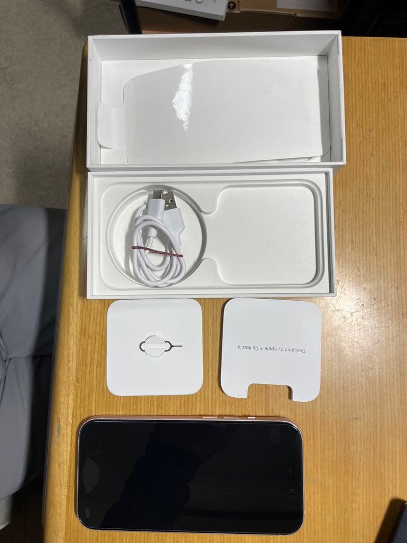 iphone 15 128 gb ピンク　完動品　AppleCare付き