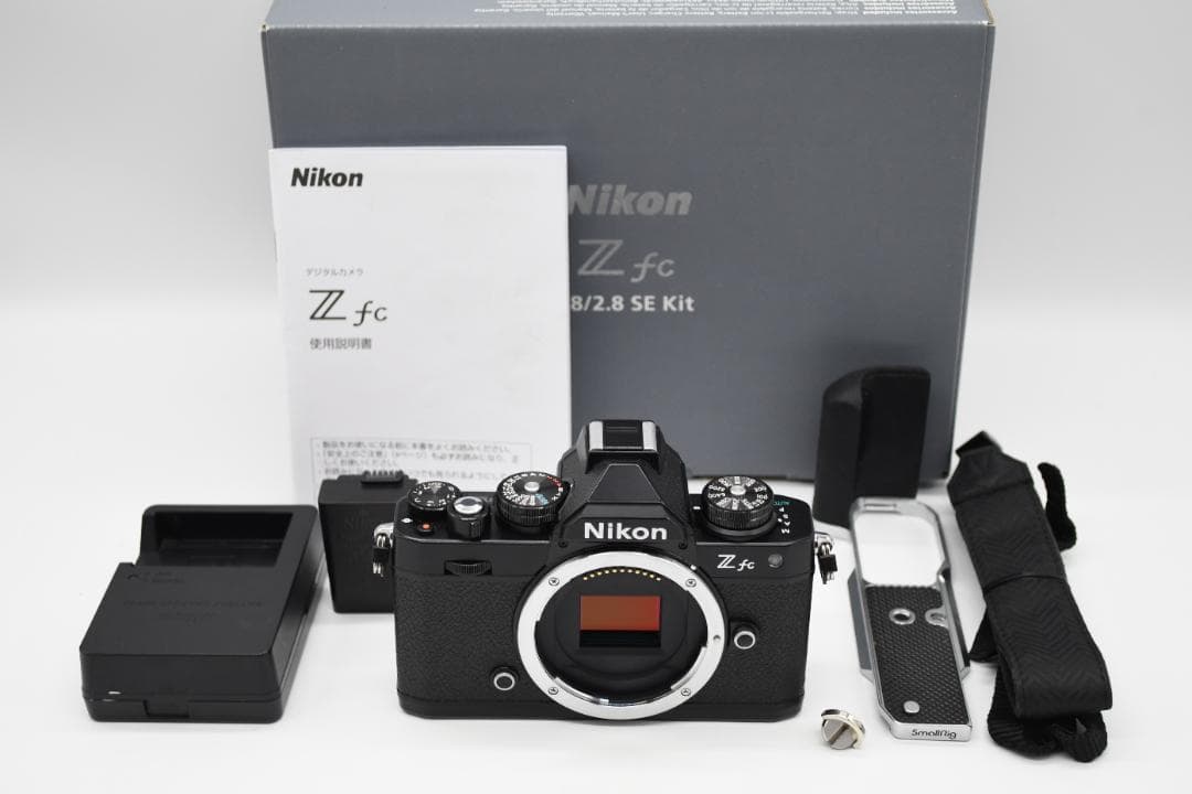 ★美品★ Nikon ニコン Z fc ミラーレス一眼カメラ ブラック ボディ