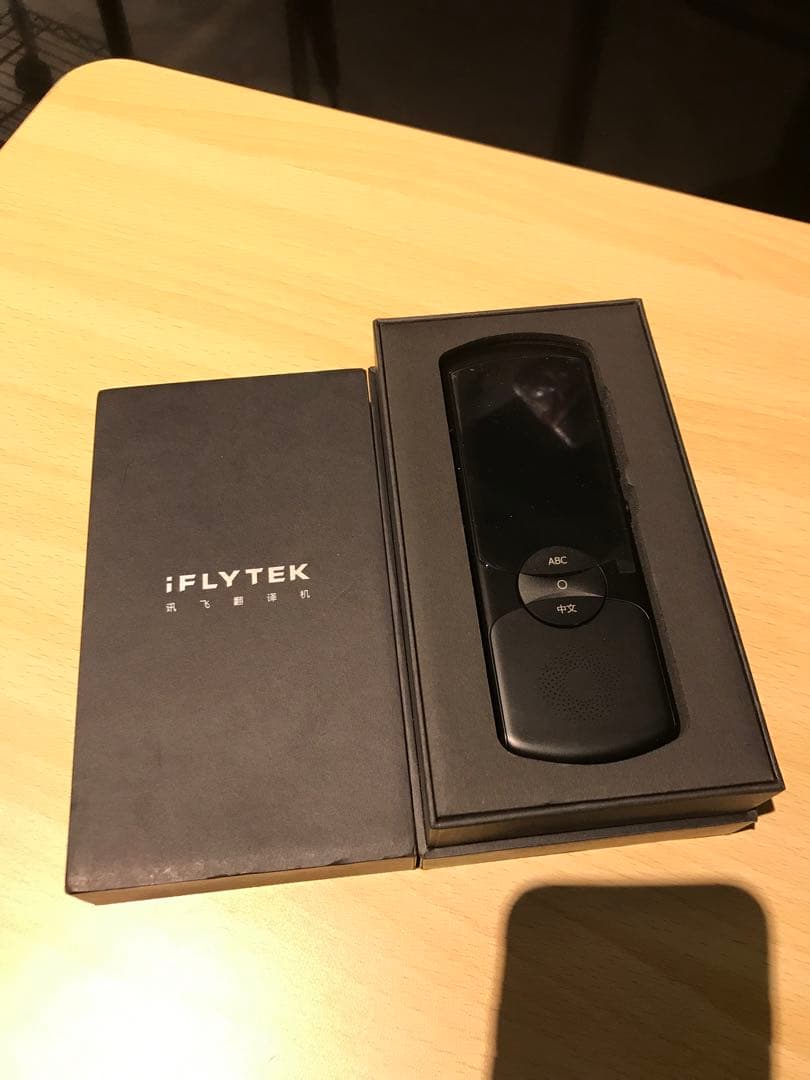 iFLYTEK 翻訳機 2.0ブラック 本体