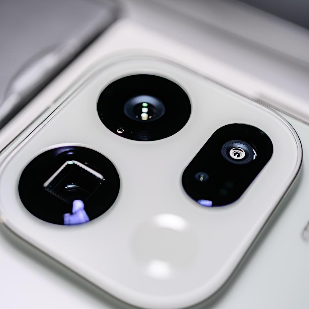 【未使用品】Oppo Find X9 Pro ホワイト 大陸版 12GB/256