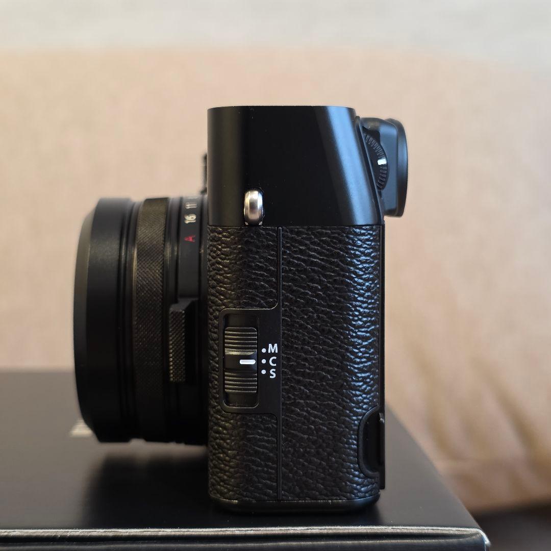 美品 おまけ多数 FUJIFILM X100VI 付属品、保証書完備