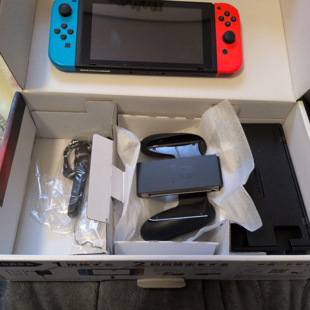 Nintendo Switch、コントローラー付（HDMI無・動作確認済み）