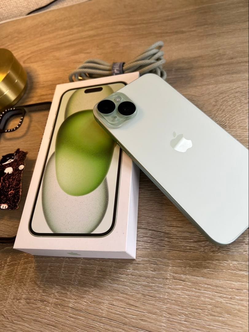 【美品】iPhone15Plus 128GB CASETiFY・Anker付