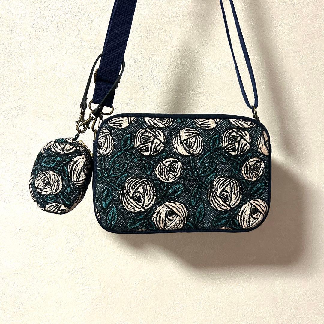 ミナペルホネン rosy(ネイビー&グリーン) ショルダーバック ミニポーチ付き