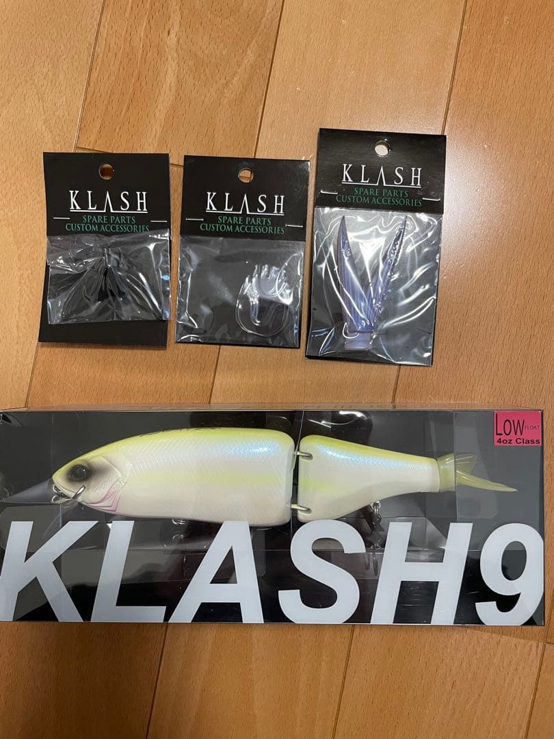 ルアー・フライ KLASH9 Low queen