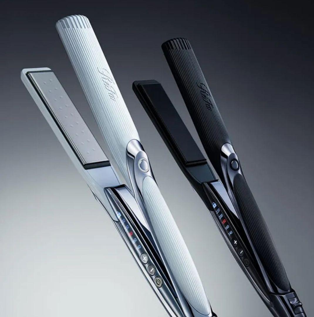 新品未使用　リファ　ReFa ストレートアイロン　白