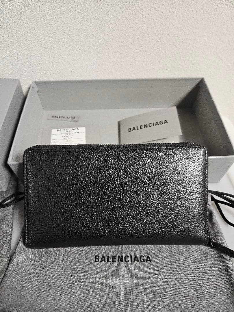 美品 バレンシアガ ネオ クラシック 長財布 コンチネンタルウォレット