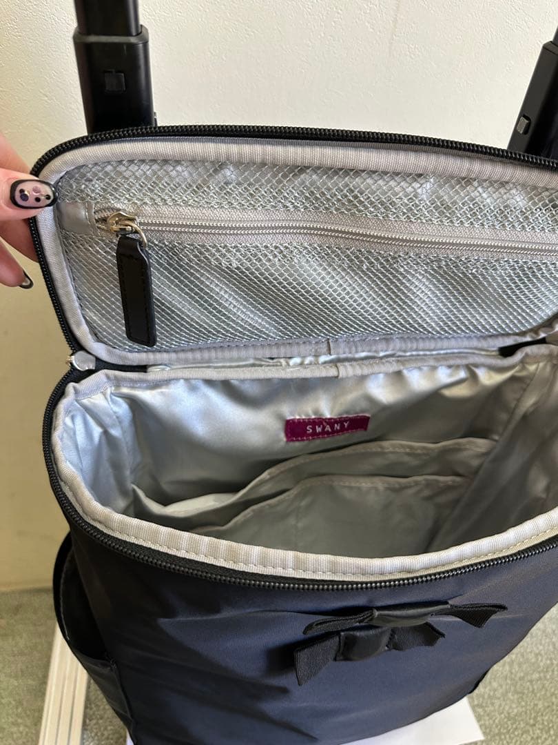 スワニー　キャスターバッグ