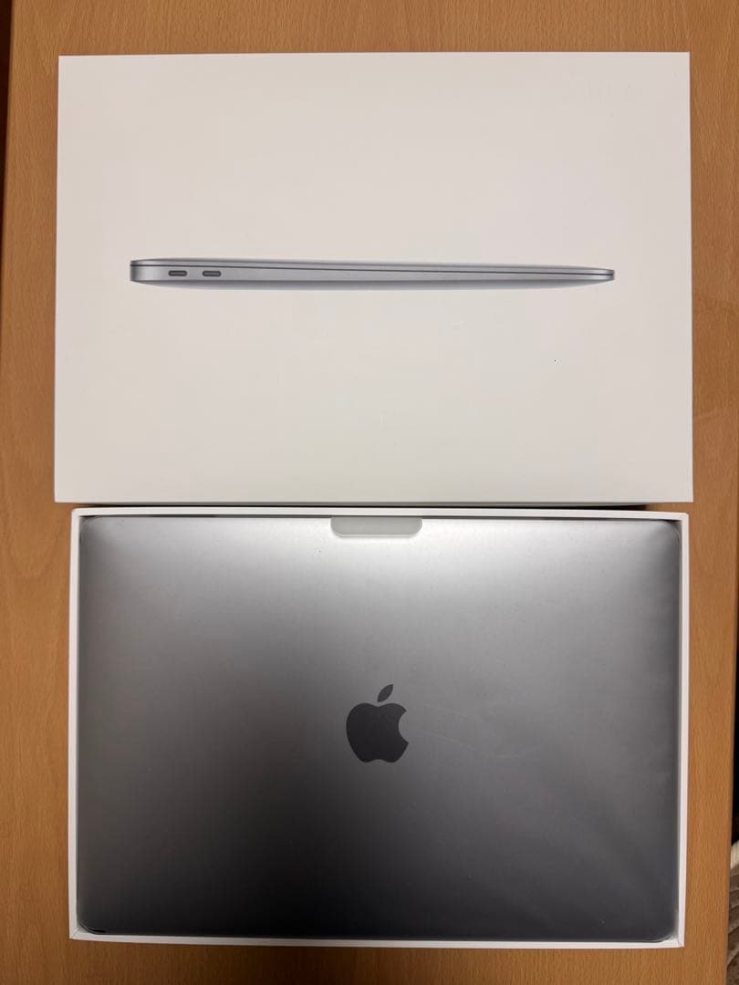 【超美品!!】MacBook Air M1 2020 クリアケース フィルム付き