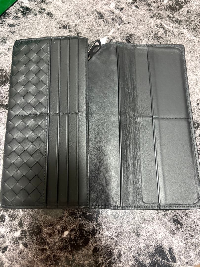 Bottega Veneta 長財布 黒 レザー