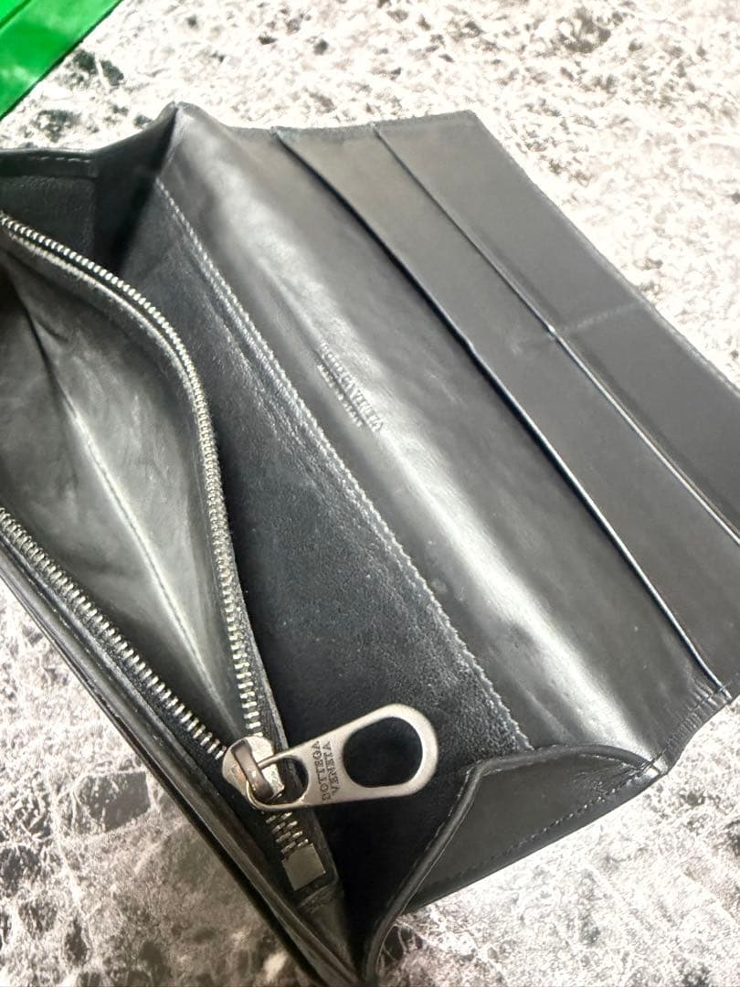 Bottega Veneta 長財布 黒 レザー