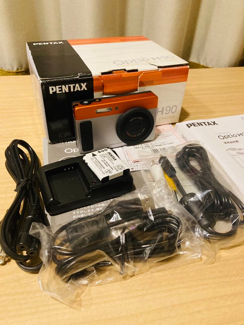 貴重★PENTAX Optio H90 デジタルカメラ デジカメ　ほぼ未使用‼️