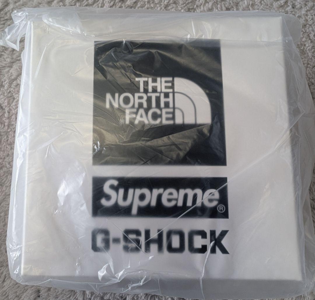 Supreme/The North Face/G-SHOCK シュプリーム 白