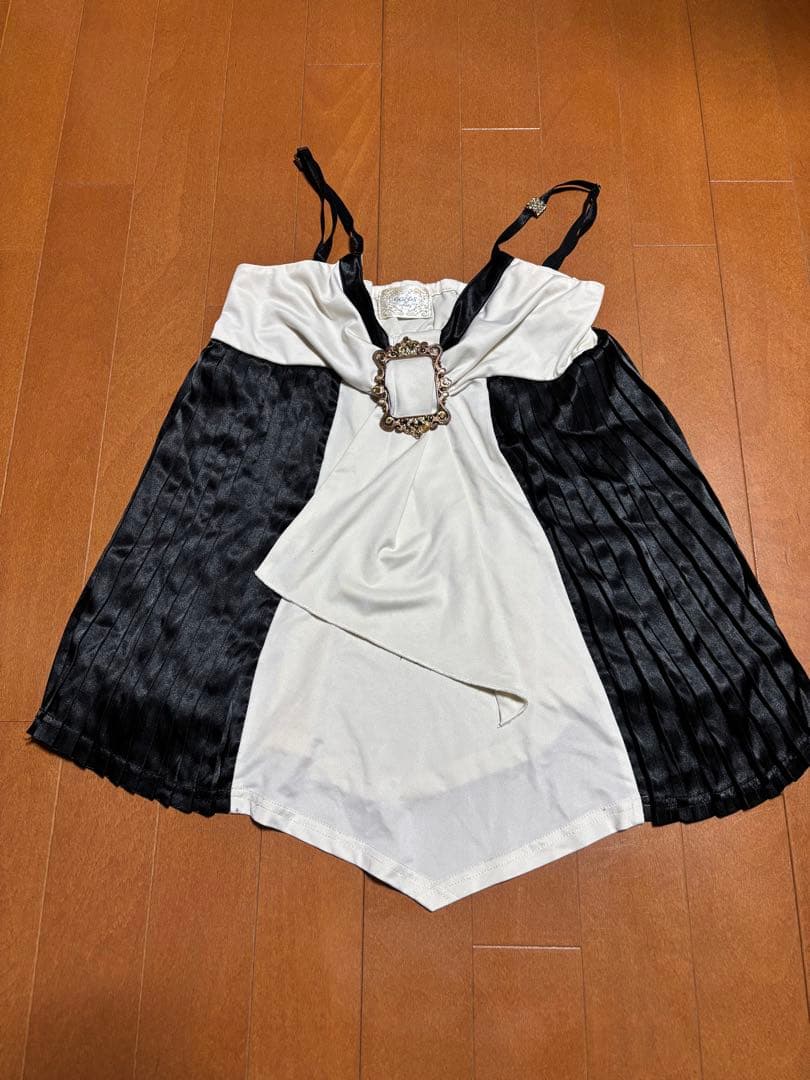 GOLDS infinity ビジュー付きホワイト/ブラックキャミソール M