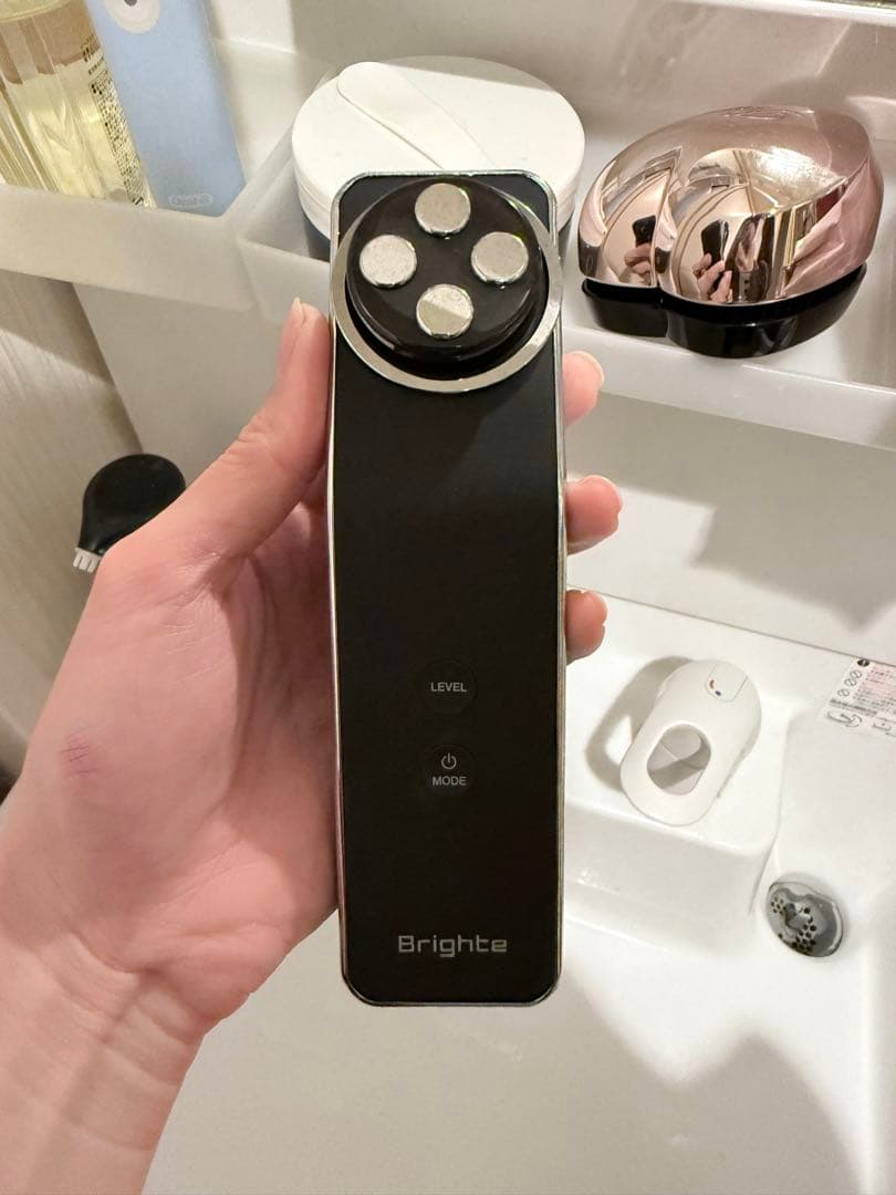 ELEKILIFT 美顔器 RF・EMS機能付き