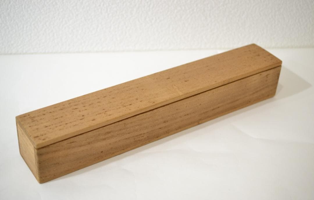 一行軸「弄花香満衣」　妙心寺管長　梶浦　逸外老師　筆