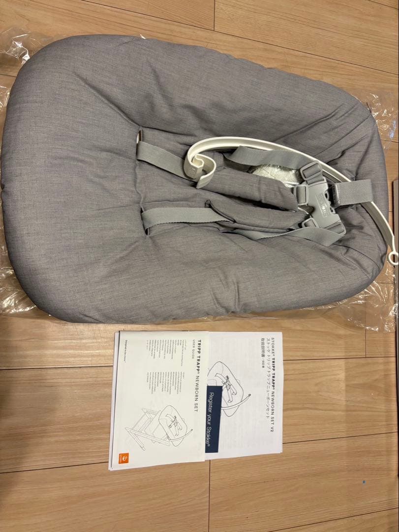 本日セール【美品】STOKKE TRIPP TRAPP® NEWBORN SET