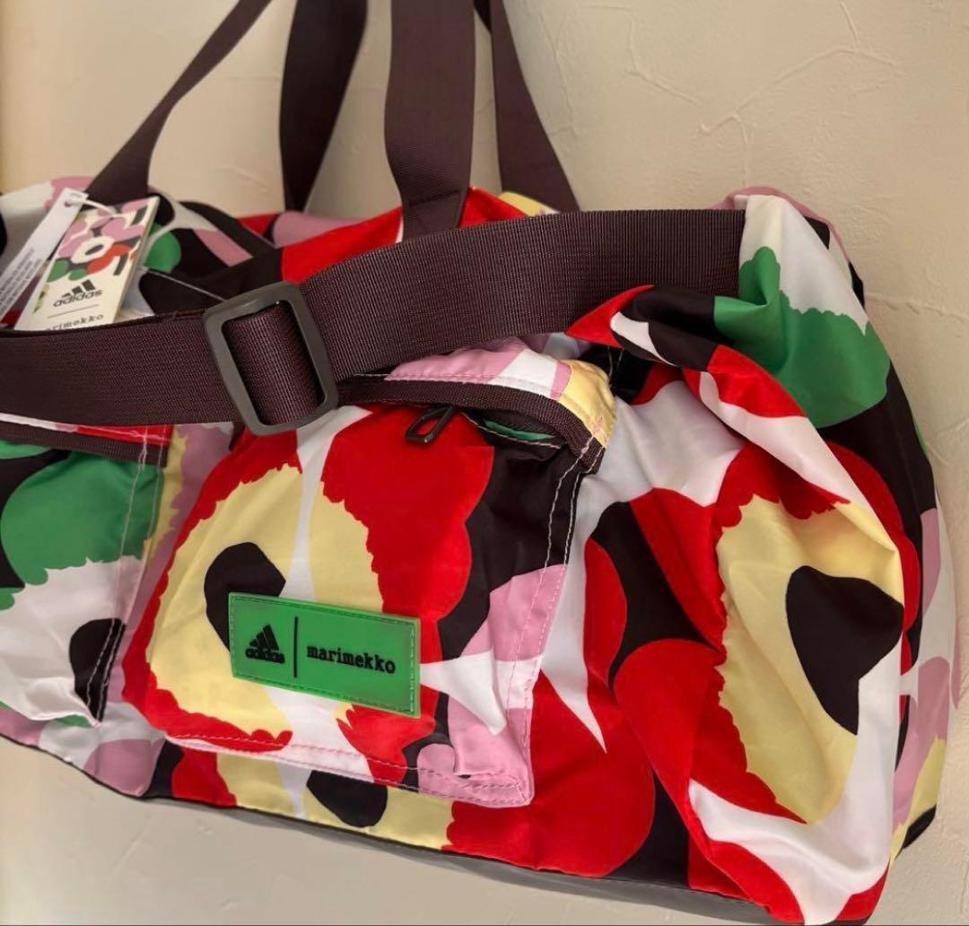 りもこん様adidas marimekko ボストンバッグ　新品未使用タグ付