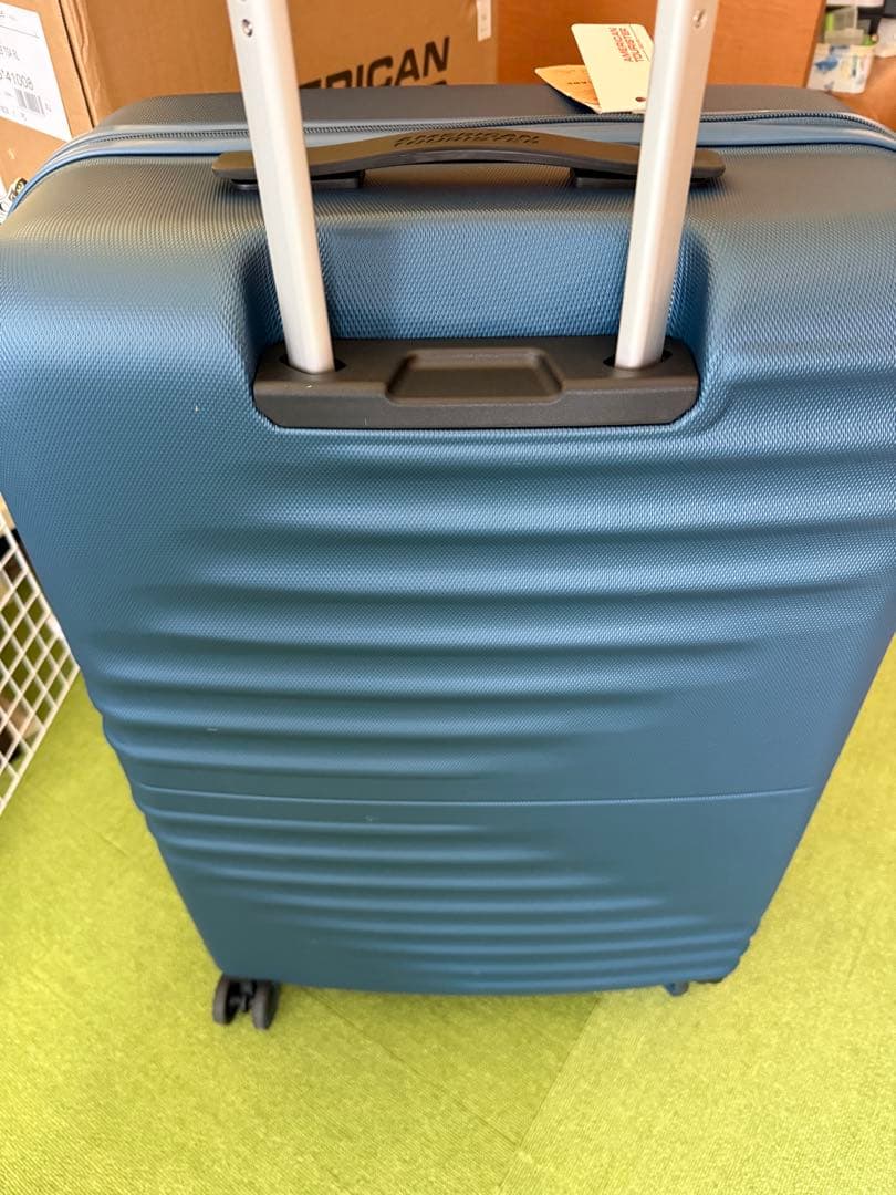 新品未使用アメリカンツーリスター TWIST WAVES スピナー77容量98L