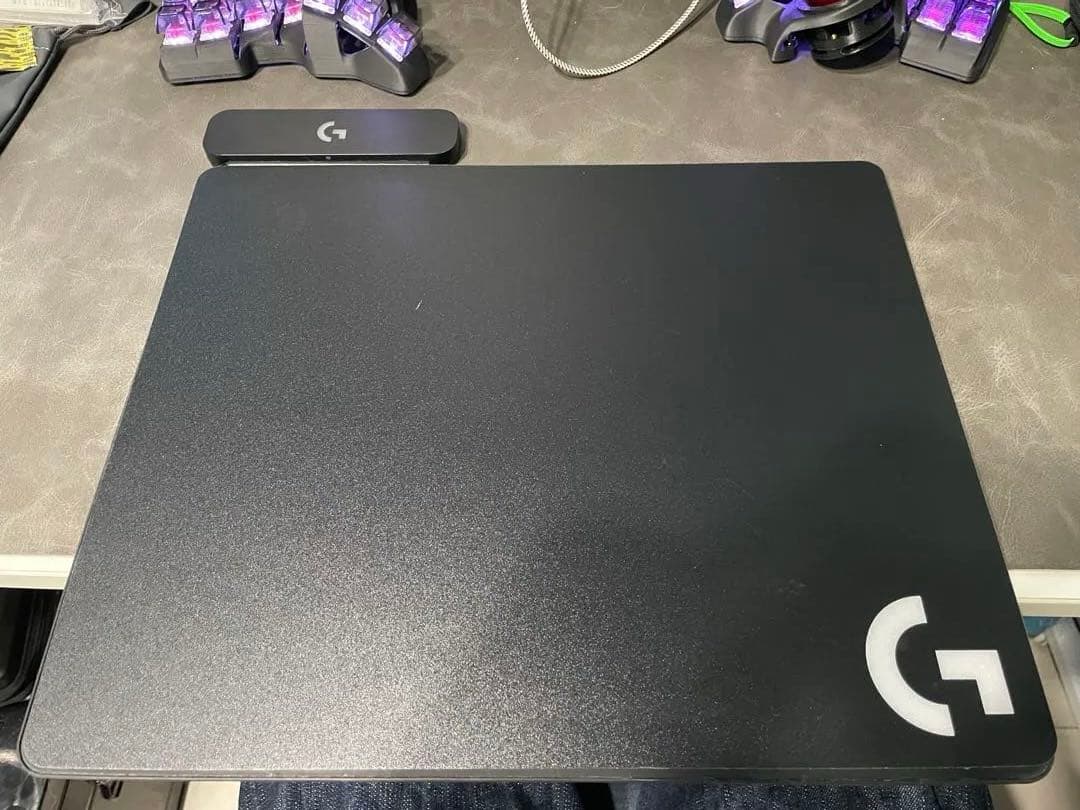 Logicool ゲーミングマウスパッド&マウスG502 両ワイヤレス充電対応