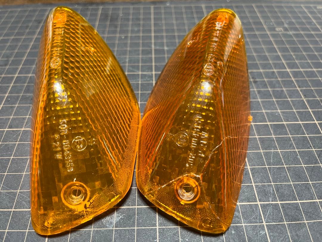 DUCATI PASO 750 ウインカーレンズ　ドゥカティ　パソ