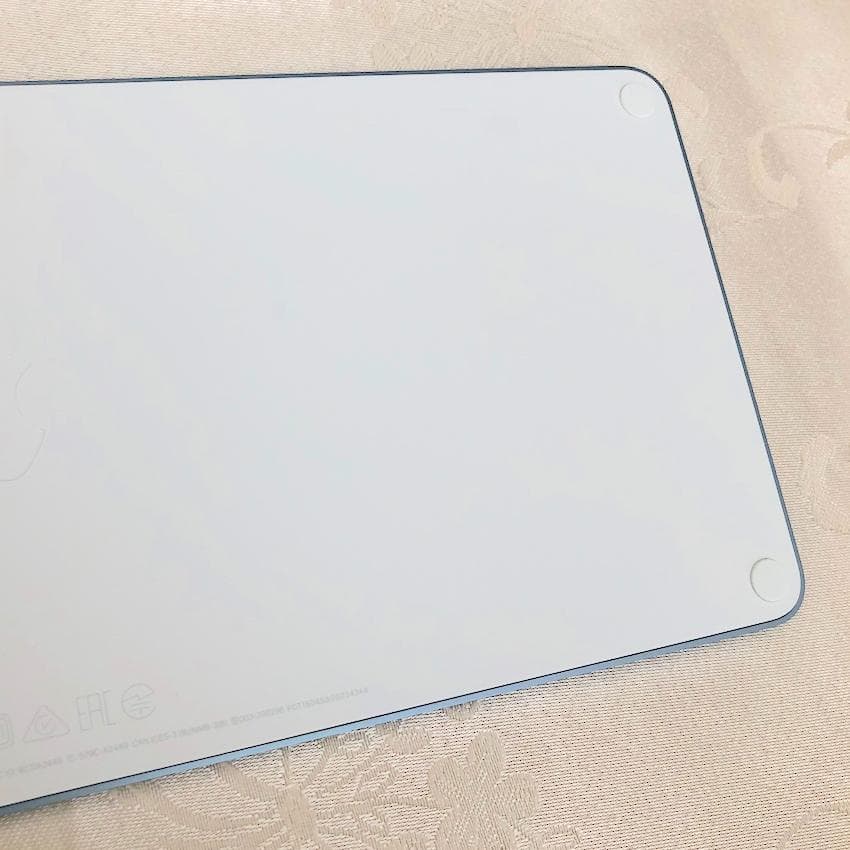 限定カラー｜ブルー｜Touch ID｜MAGIC KEYBOARD ｜APPLE