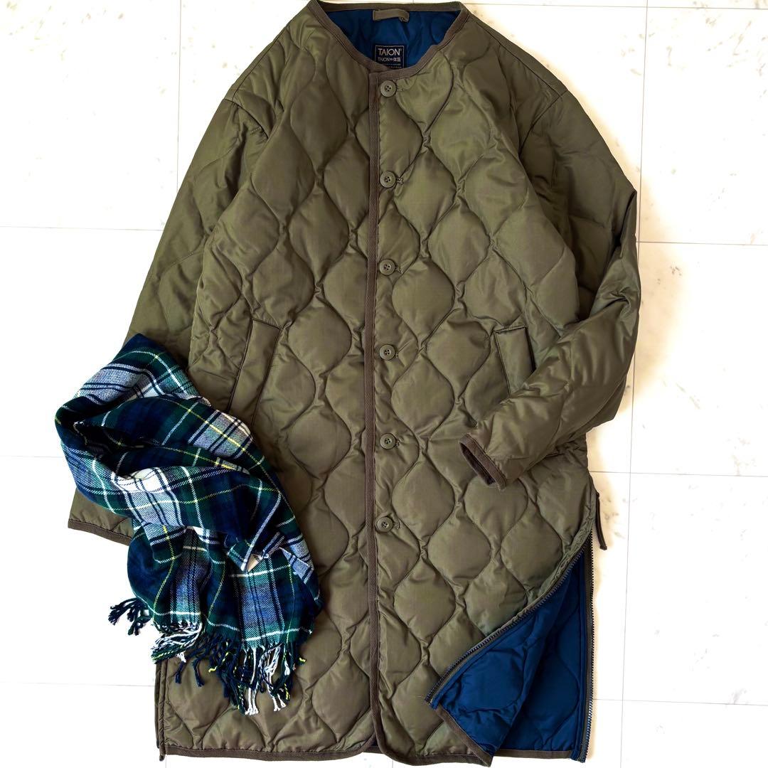 美品　ミリタリー クルーネックダウンコート ロング　カーキ　サイドスリット