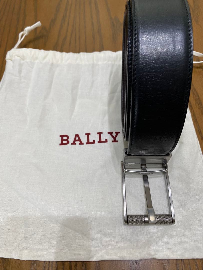 値下げしました！⭐️新品未使用⭐️バリー　レザーベルト