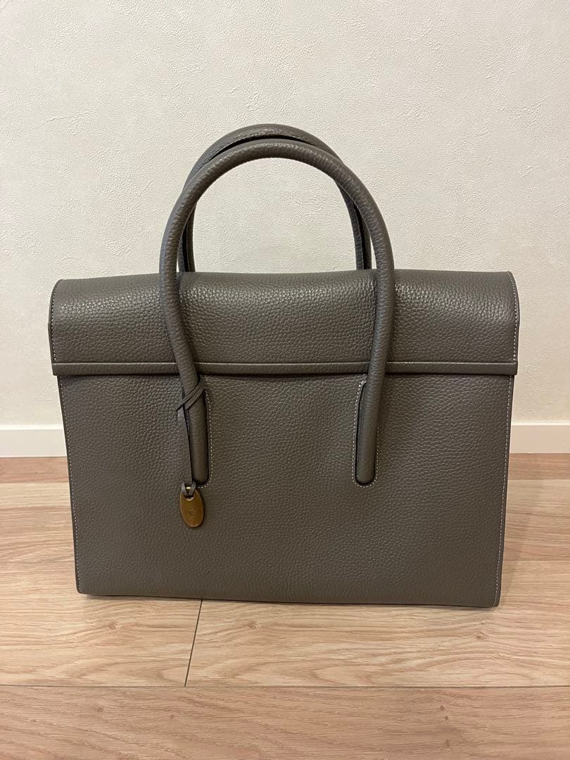 y*o様 TOFF &LOADSTONE デボネア　グレージュ