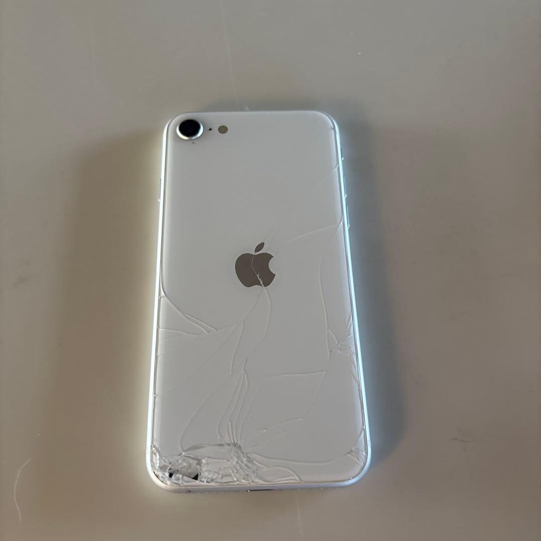 Apple iPhoneSE 第2世代　64GB 背面割れアリ