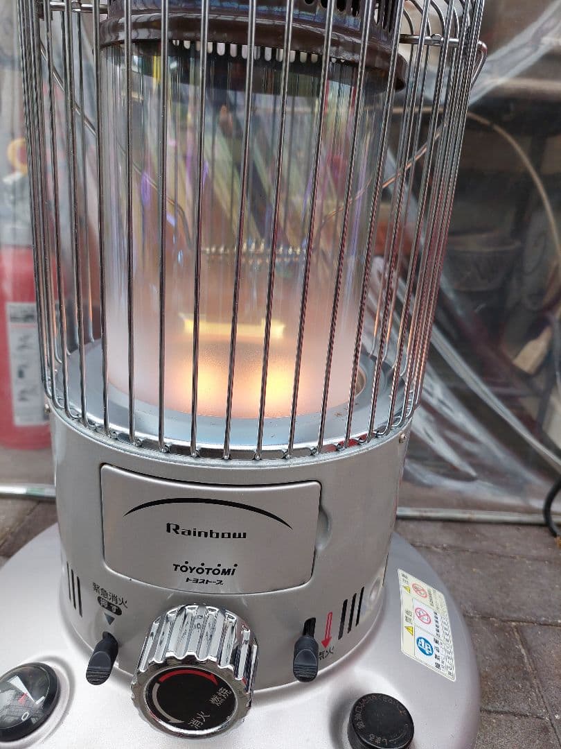 最終値引　トヨトミレインボー石油ストーブ　RB-25DS　2013年　芯交換済み