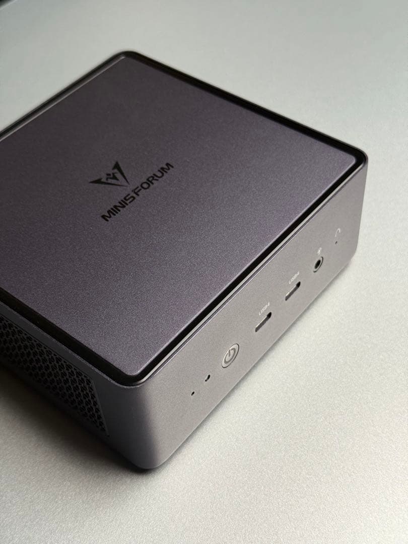 【MINISFORUM】UM790 Pro Ryzen 9 32GB 512GB