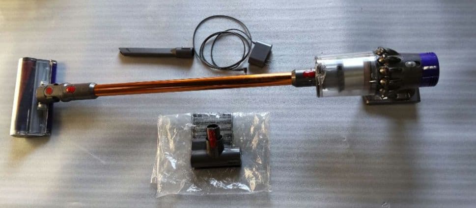 Dyson V10 コードレススティッククリーナー