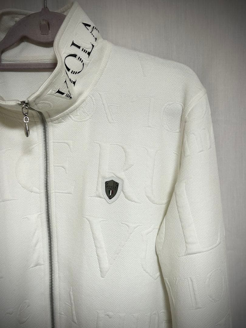 【新品未使用】ヴィオラルモーレ　総柄セットアップ　VIOLA rumore 白