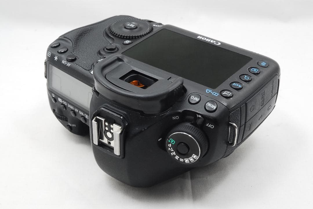 キャノン EOS 5D Mark Ⅲ &バッテリーグリップ BG-E11 385