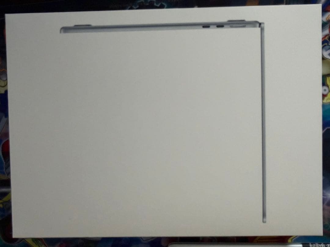 極美品MacBook Air M4 13インチ 16GB/256GB 使用4日