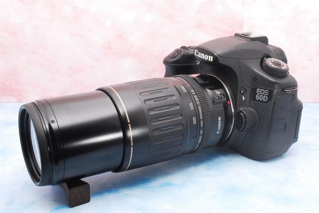 ▪️キャノン EOS 60D▪️一眼レフカメラ▪️バッグ付▪️超望遠レンズ付
