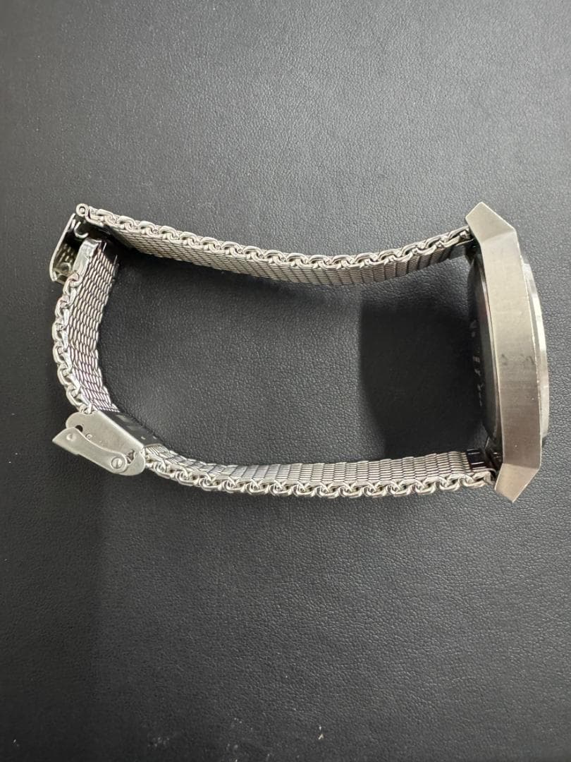 A.Dunhill 稼動品 アルフレッドダンヒル デイト付き　腕時計 8051