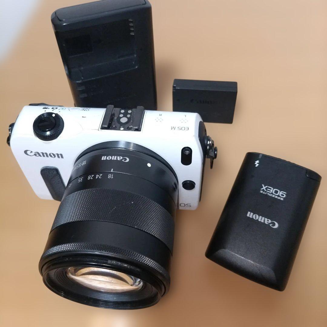 キヤノン　EOS M　 レンズキット